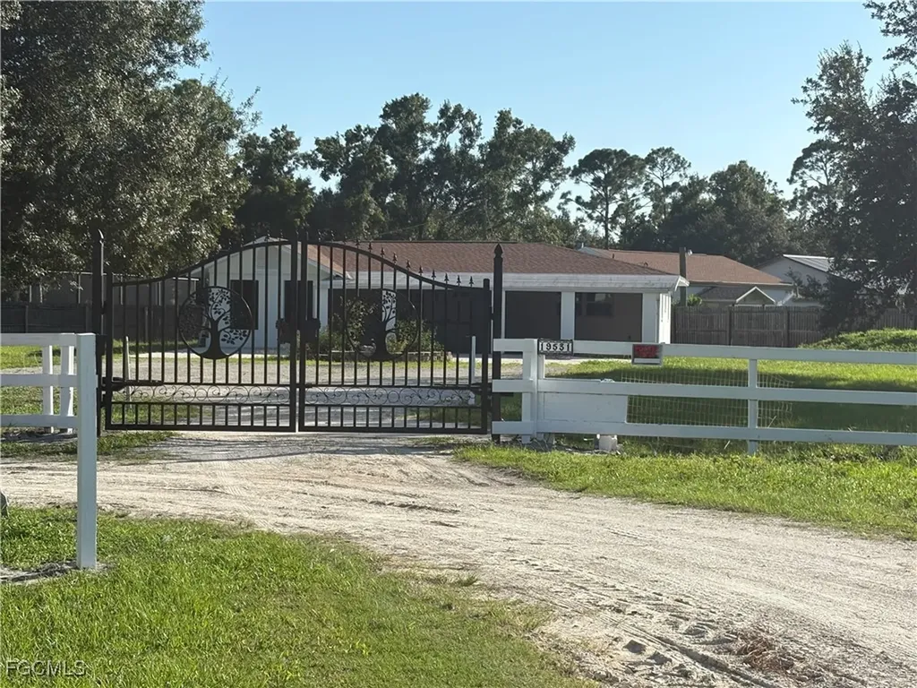 19531 Huber Road North Fort Myers FL 33917