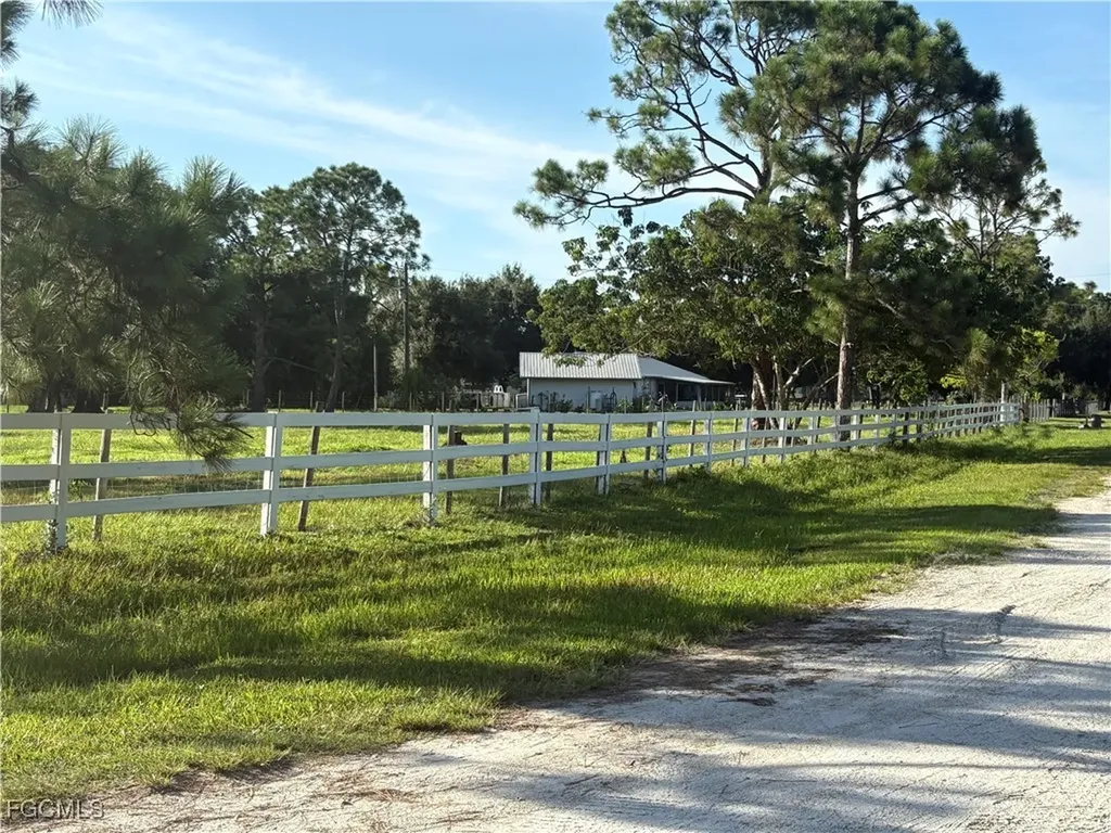 19531 Huber Road North Fort Myers FL 33917