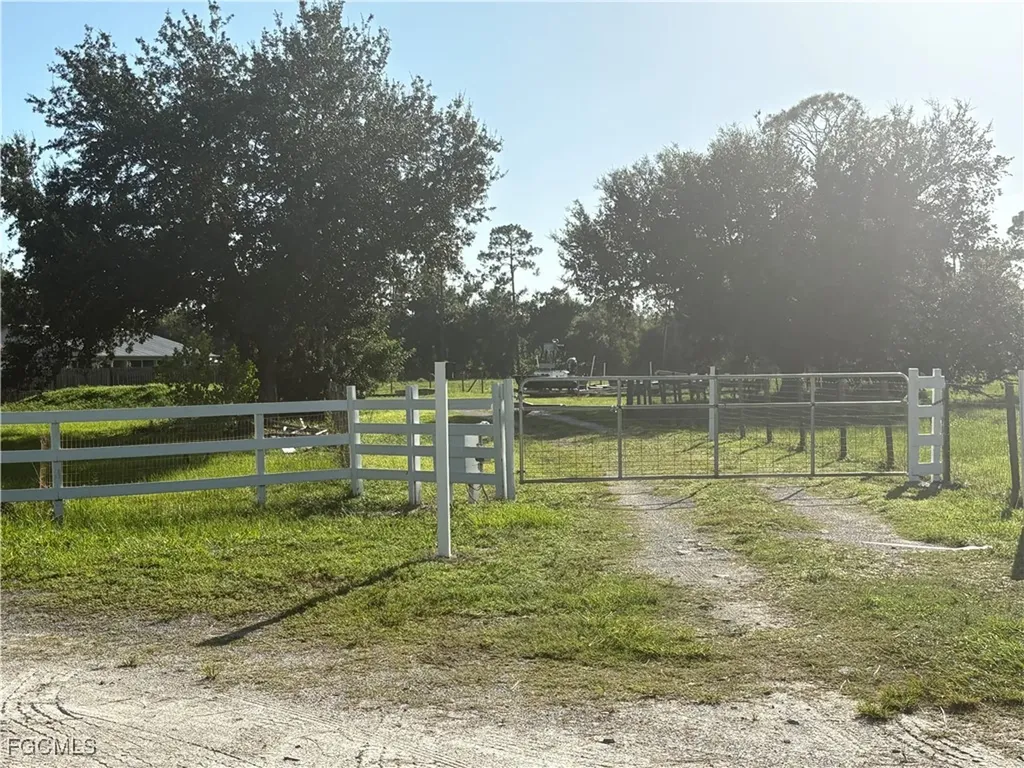 19531 Huber Road North Fort Myers FL 33917