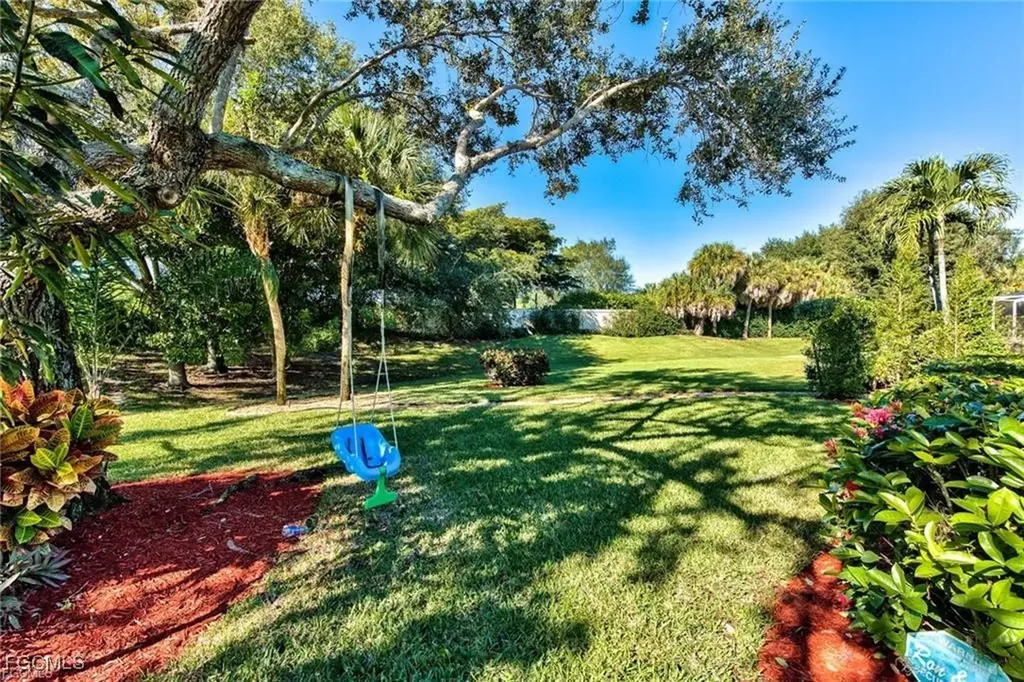 8850 Creek Run Drive Bonita Springs FL 34135