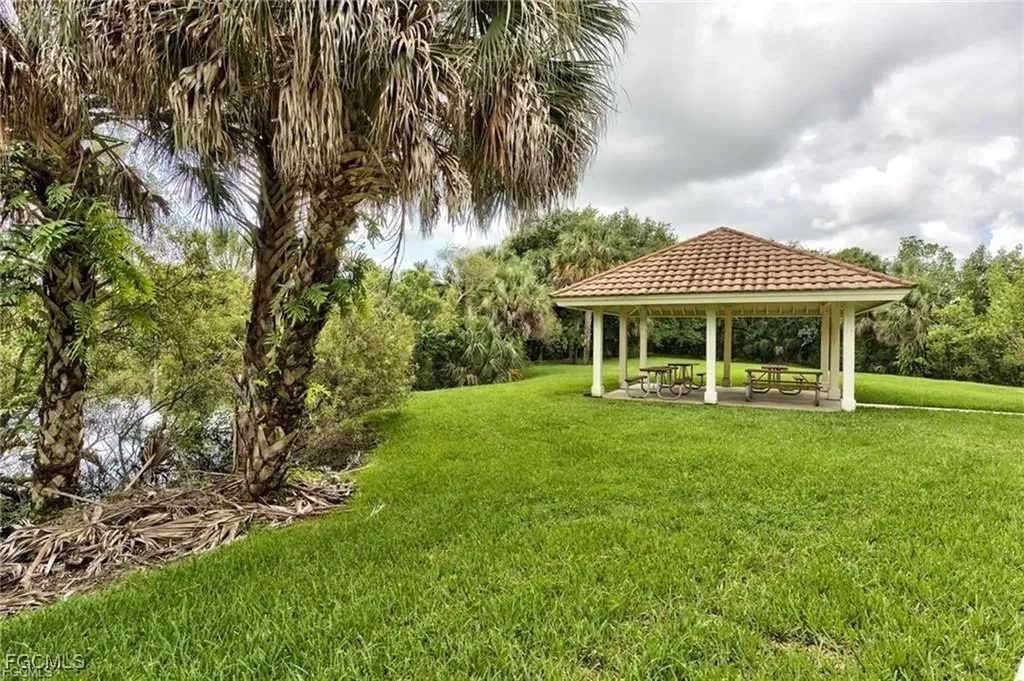 8850 Creek Run Drive Bonita Springs FL 34135