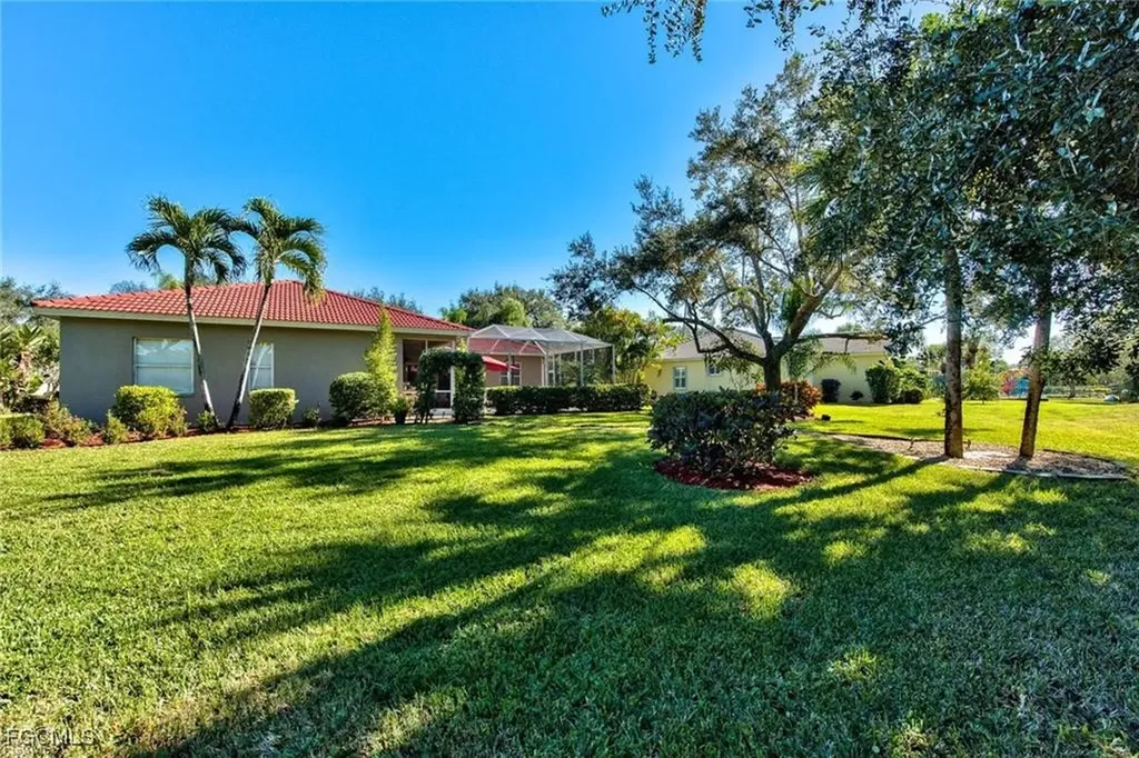 8850 Creek Run Drive Bonita Springs FL 34135