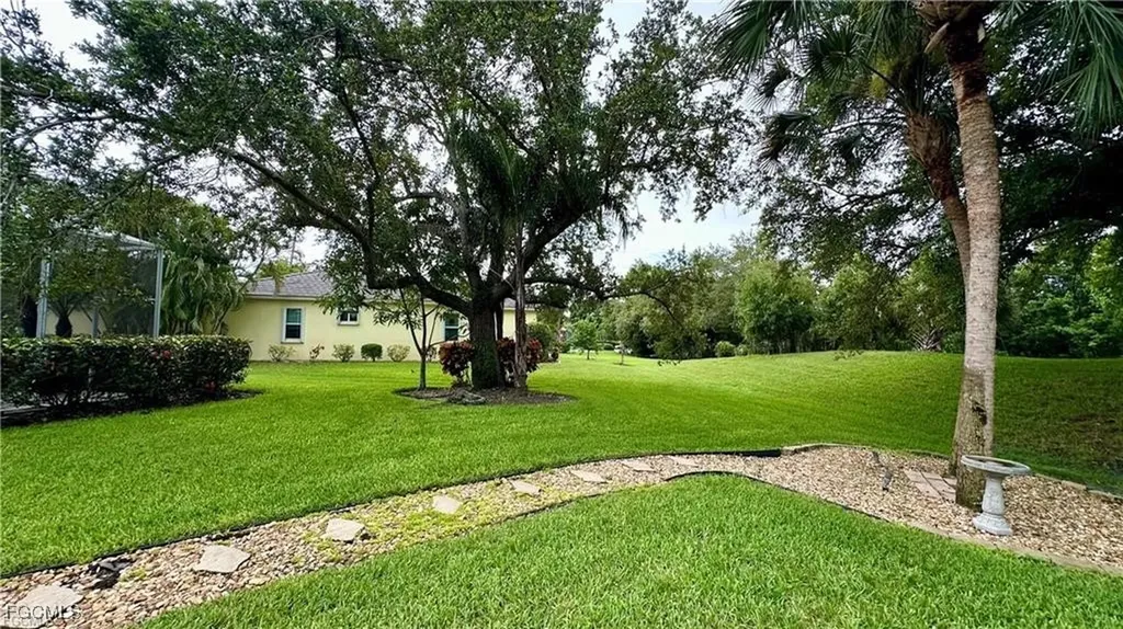 8850 Creek Run Drive Bonita Springs FL 34135