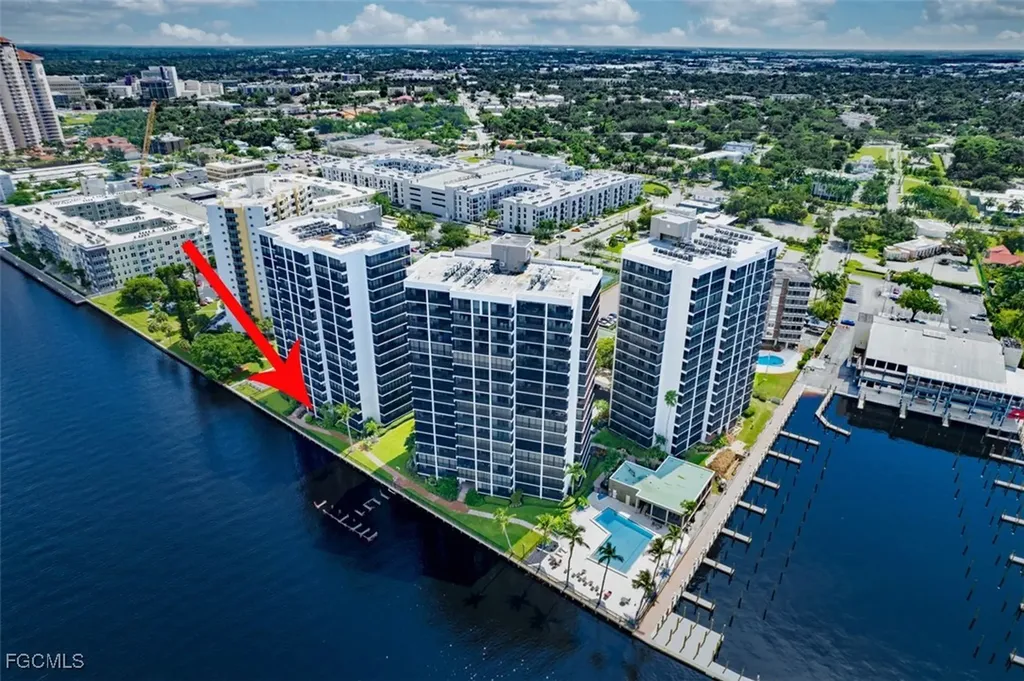 1900 Virginia Avenue Fort Myers FL 33901