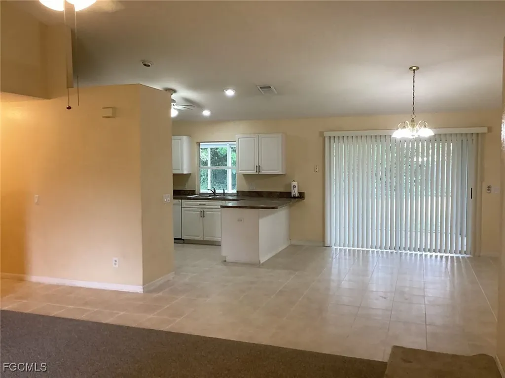 1436 SE 10th Terrace Cape Coral FL 33990