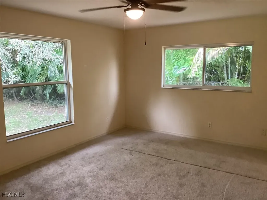 1436 SE 10th Terrace Cape Coral FL 33990