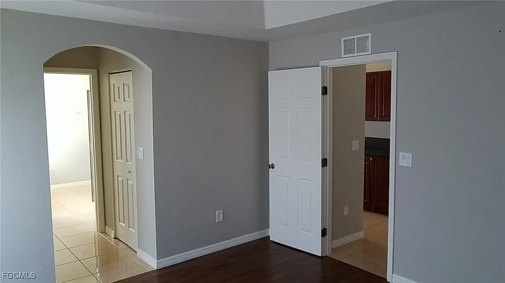 547 Kingsbury Lane Lehigh Acres FL 33974