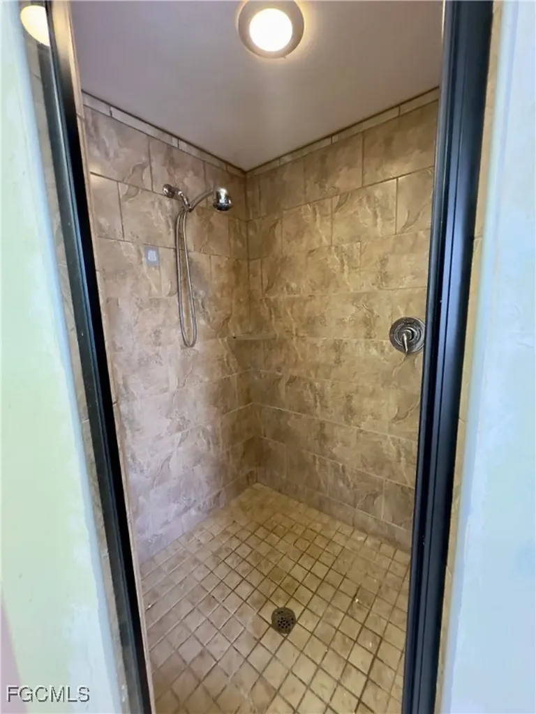 9382 Pineapple Road Fort Myers FL 33967