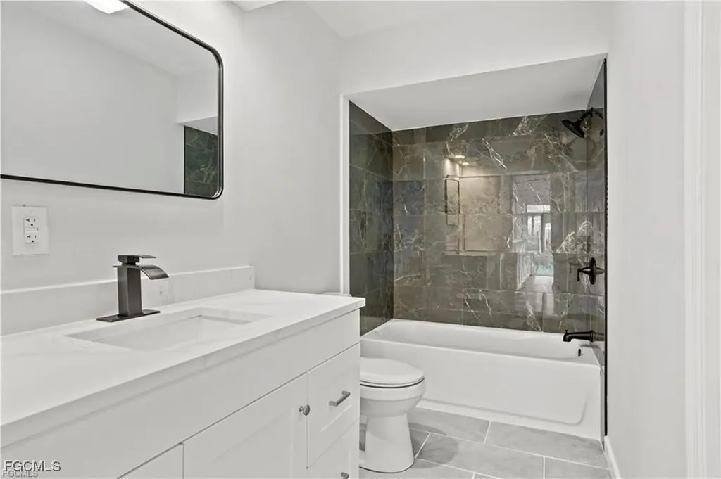 4906 Sorrento Court Cape Coral FL 33904