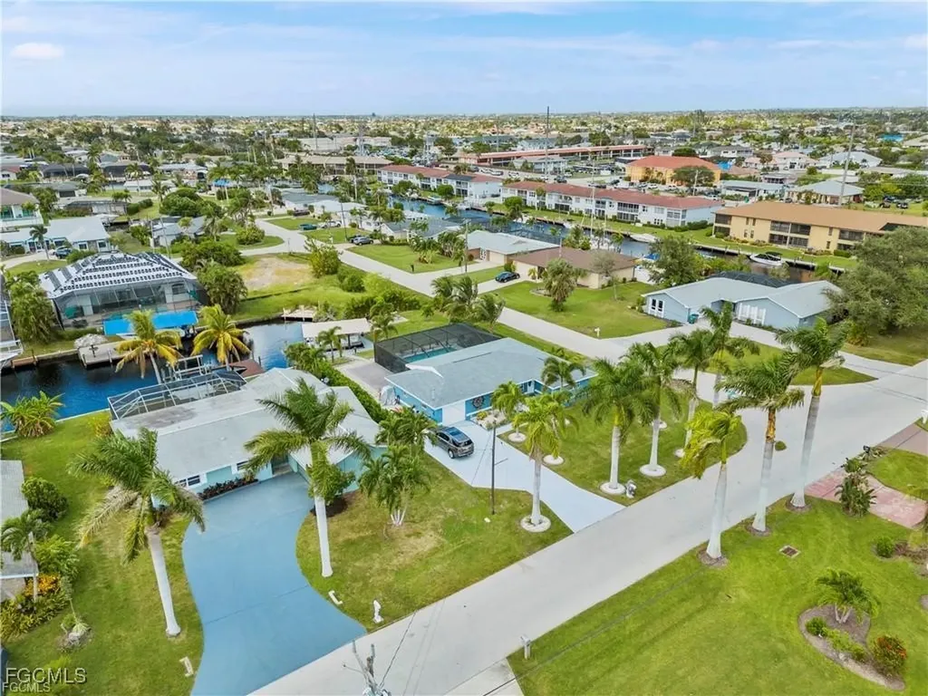 4906 Sorrento Court Cape Coral FL 33904