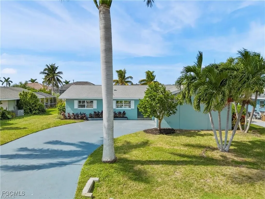 4906 Sorrento Court Cape Coral FL 33904