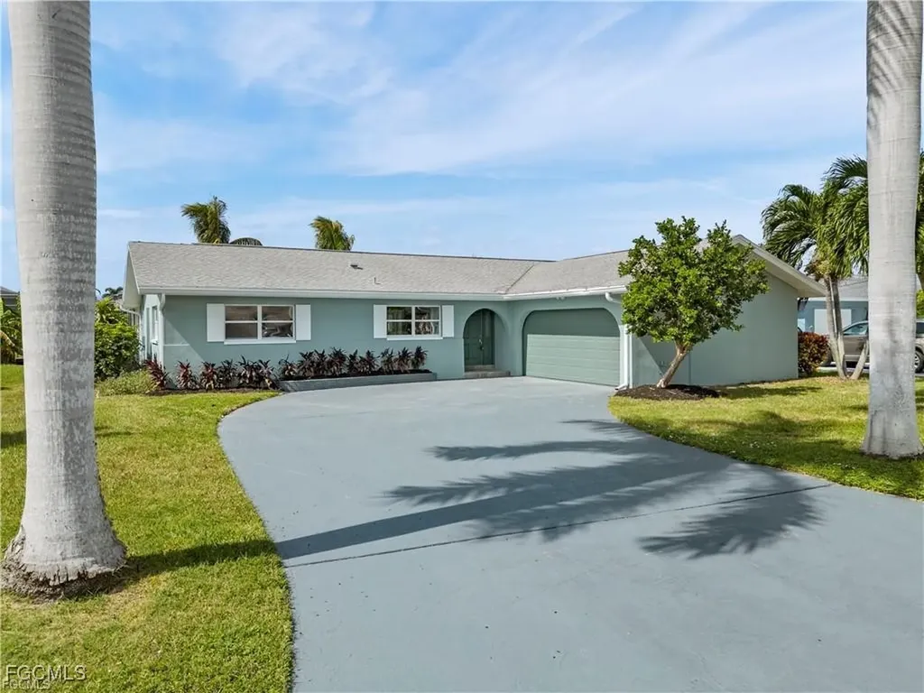 4906 Sorrento Court Cape Coral FL 33904