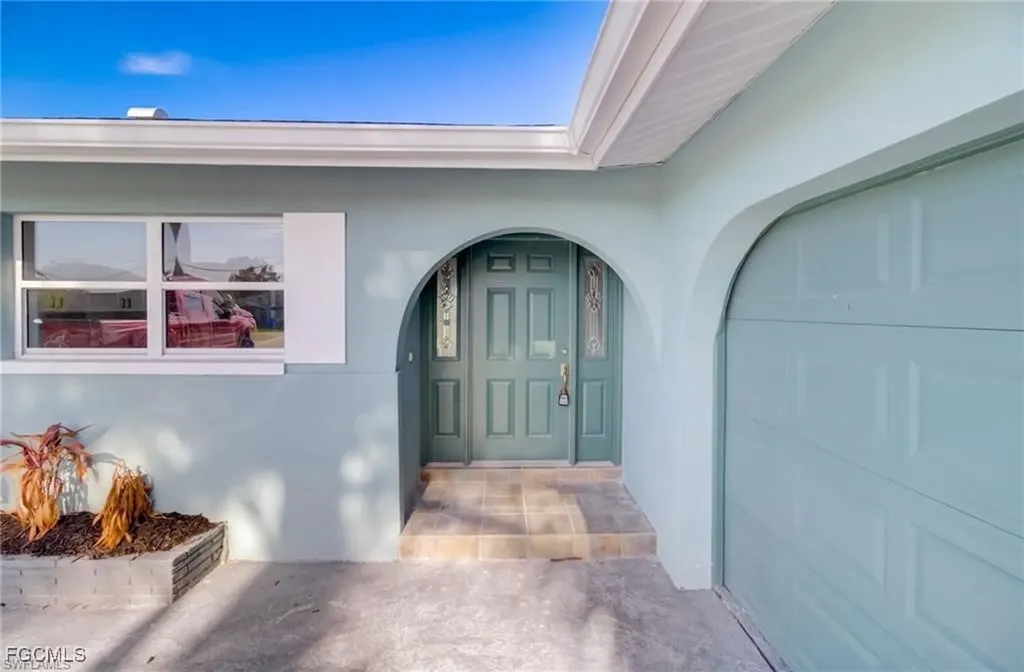 4906 Sorrento Court Cape Coral FL 33904