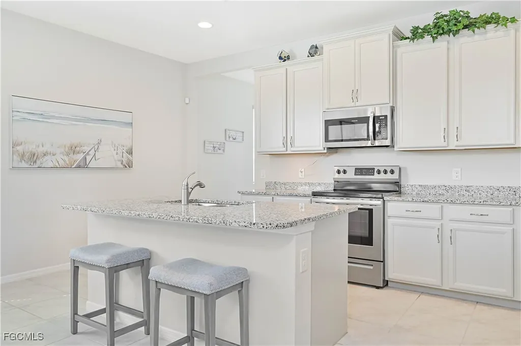 2172 Summersweet Drive Alva FL 33920