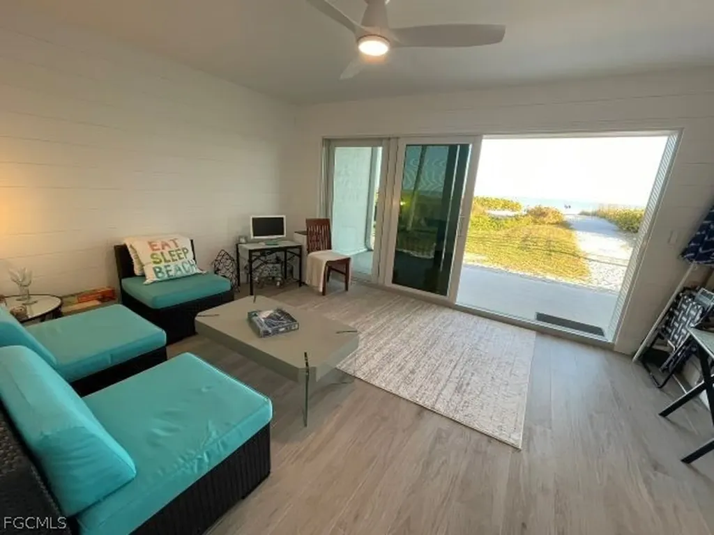 610 Donax Street Sanibel FL 33957