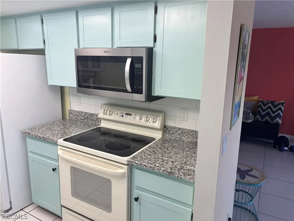 3612 SE 12th Avenue Cape Coral FL 33904