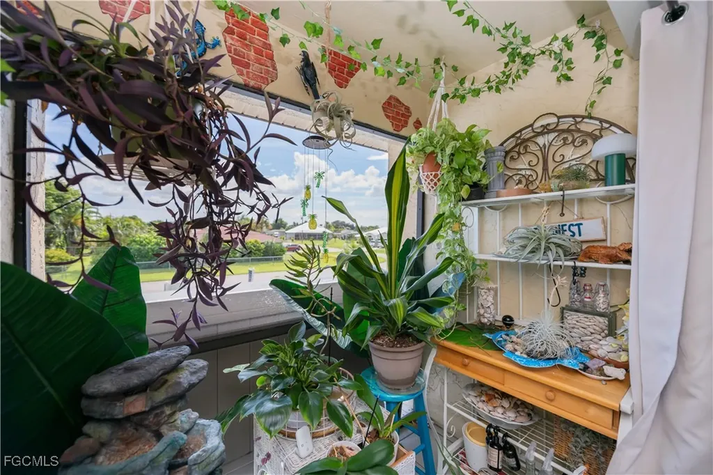 3612 SE 12th Avenue Cape Coral FL 33904