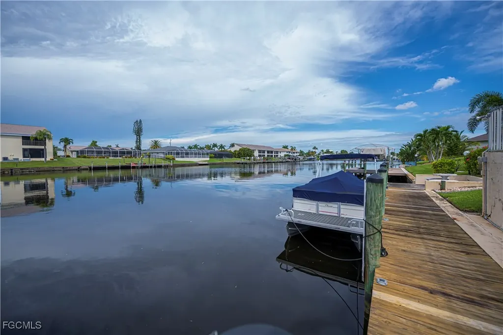3612 SE 12th Avenue Cape Coral FL 33904