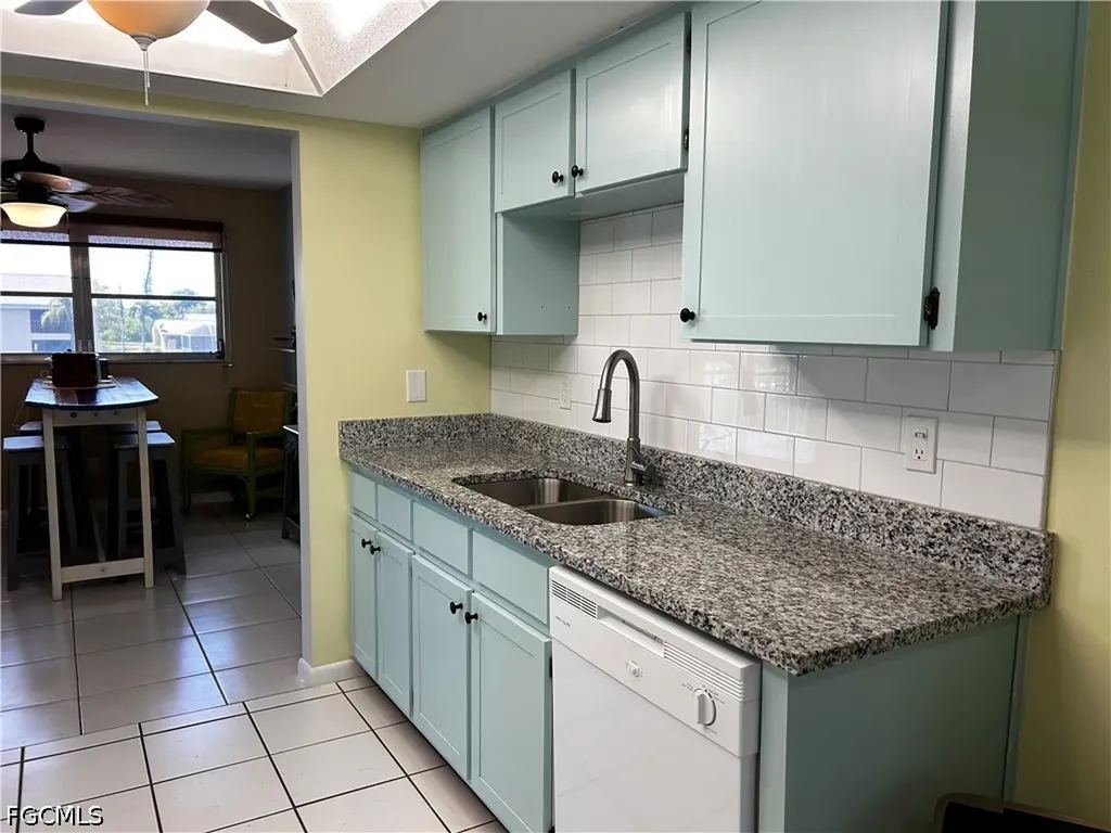 3612 SE 12th Avenue Cape Coral FL 33904