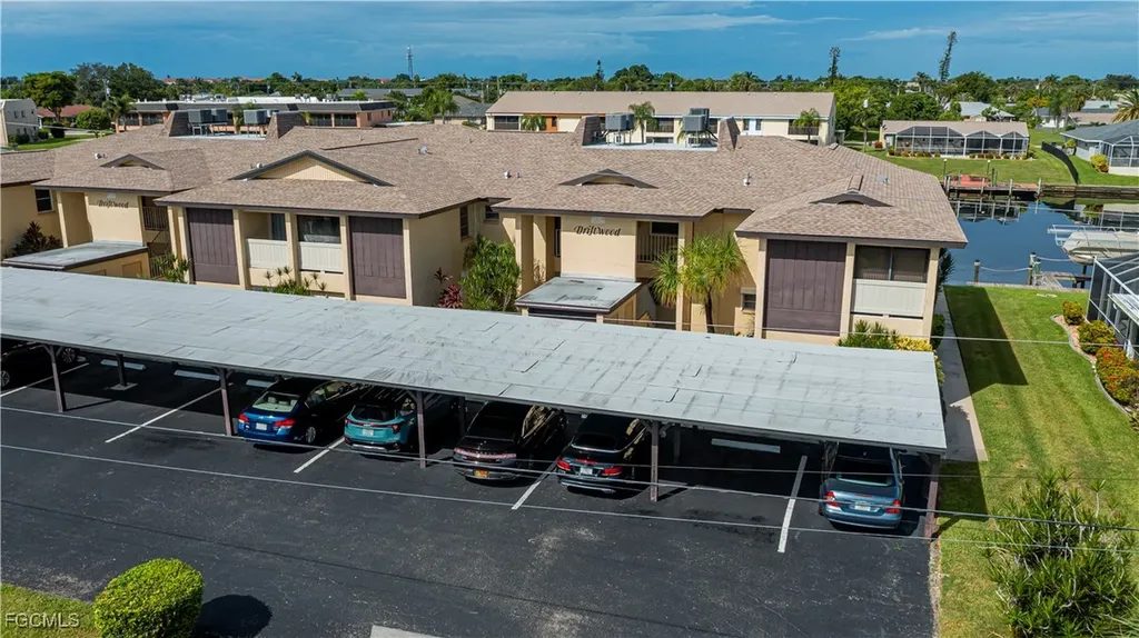 3612 SE 12th Avenue Cape Coral FL 33904
