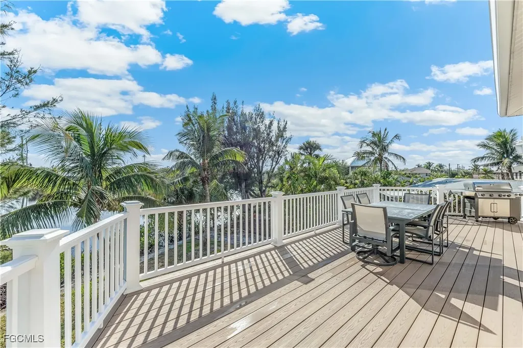 1965 Roseate Lane Sanibel FL 33957