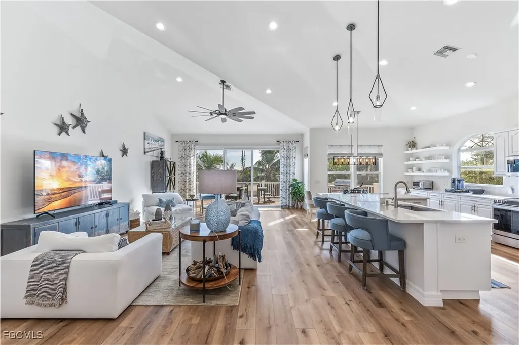 1965 Roseate Lane Sanibel FL 33957