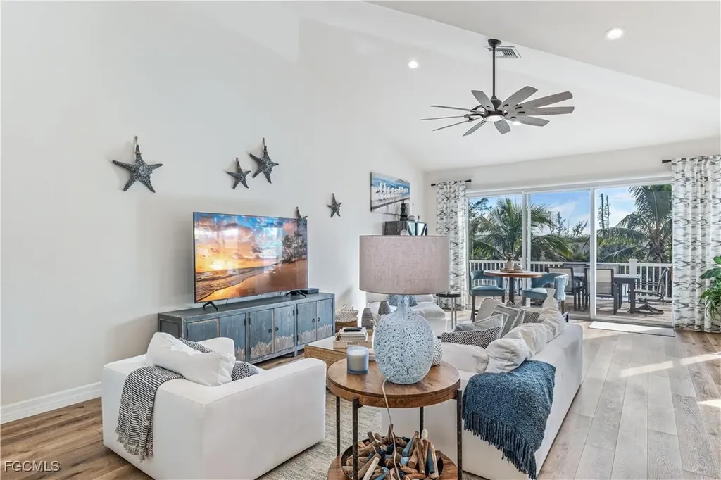 1965 Roseate Lane Sanibel FL 33957