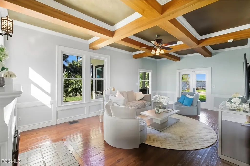 101 Fairview Avenue Fort Myers FL 33905