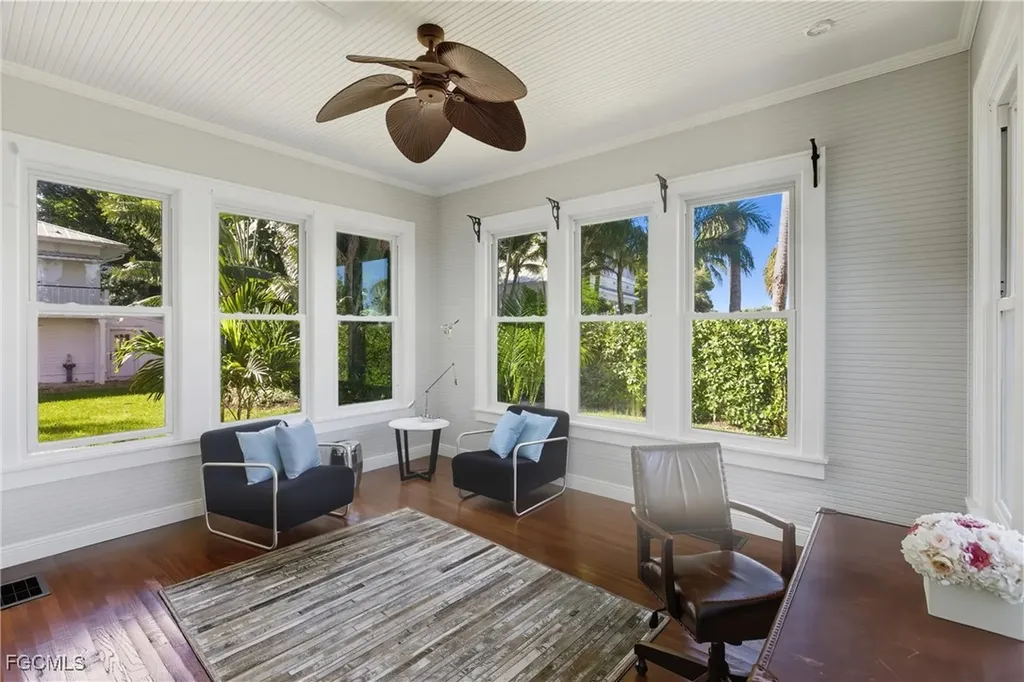 101 Fairview Avenue Fort Myers FL 33905