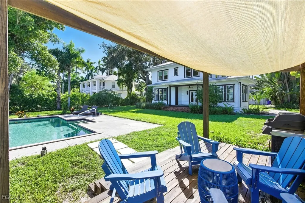 101 Fairview Avenue Fort Myers FL 33905