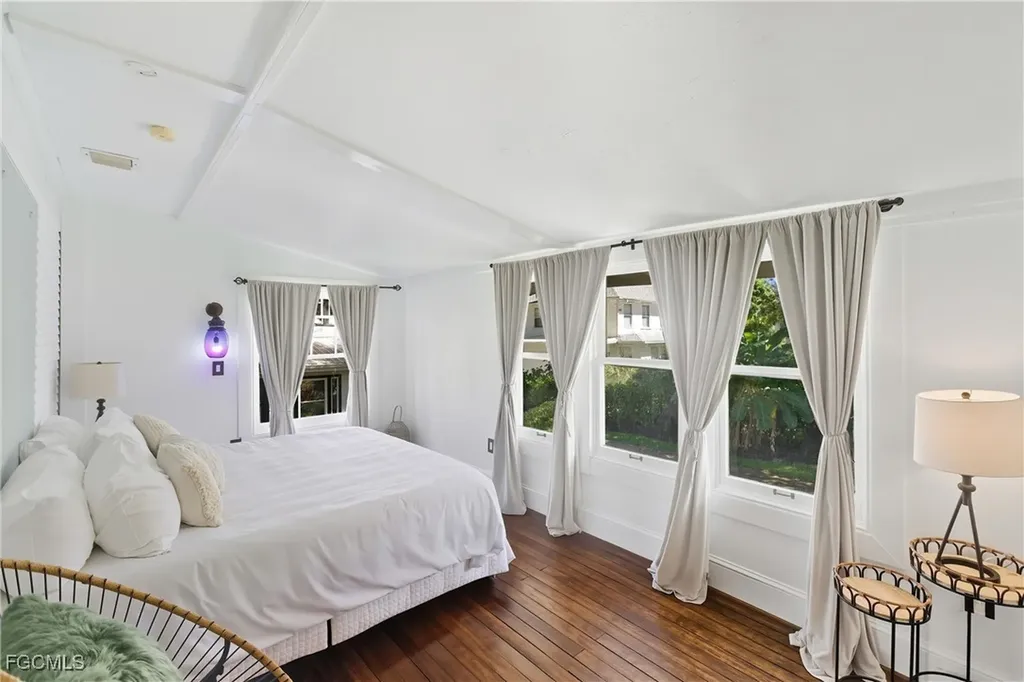 101 Fairview Avenue Fort Myers FL 33905