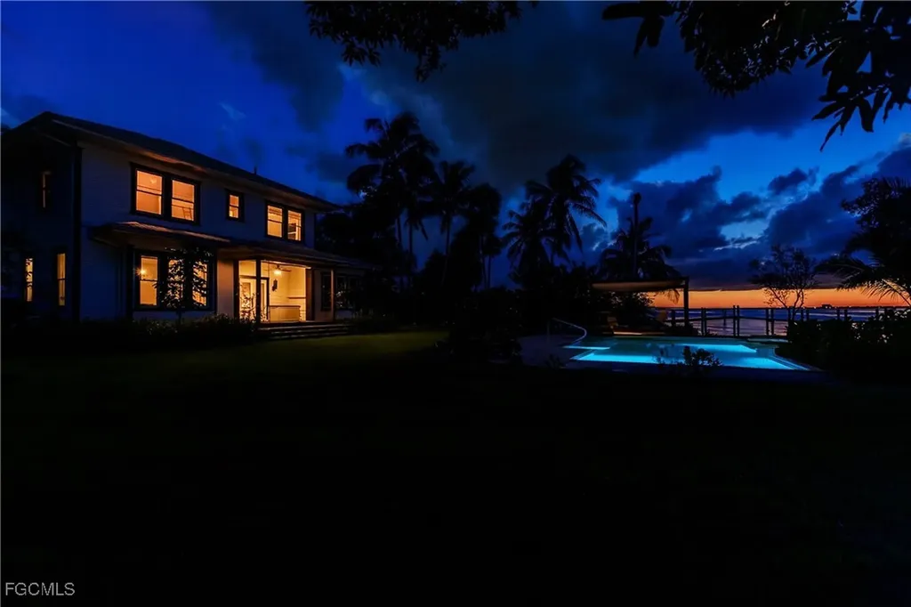 101 Fairview Avenue Fort Myers FL 33905