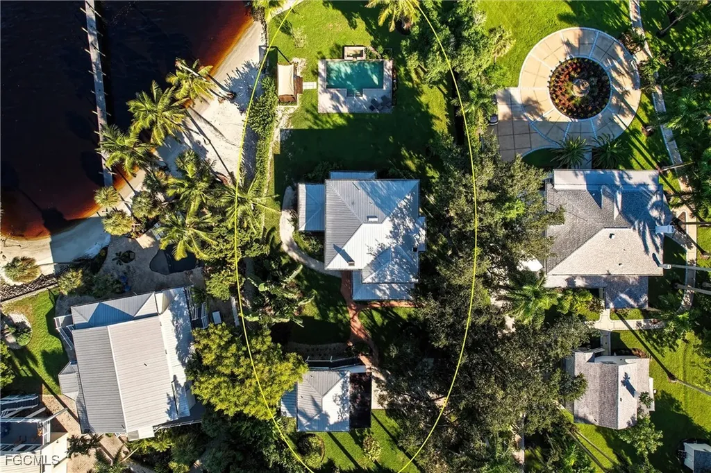 101 Fairview Avenue Fort Myers FL 33905