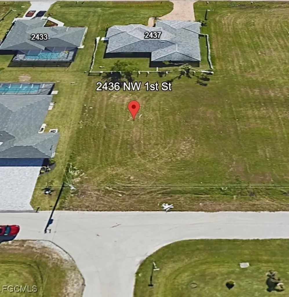 2436 NW 1st Street Cape Coral FL 33993