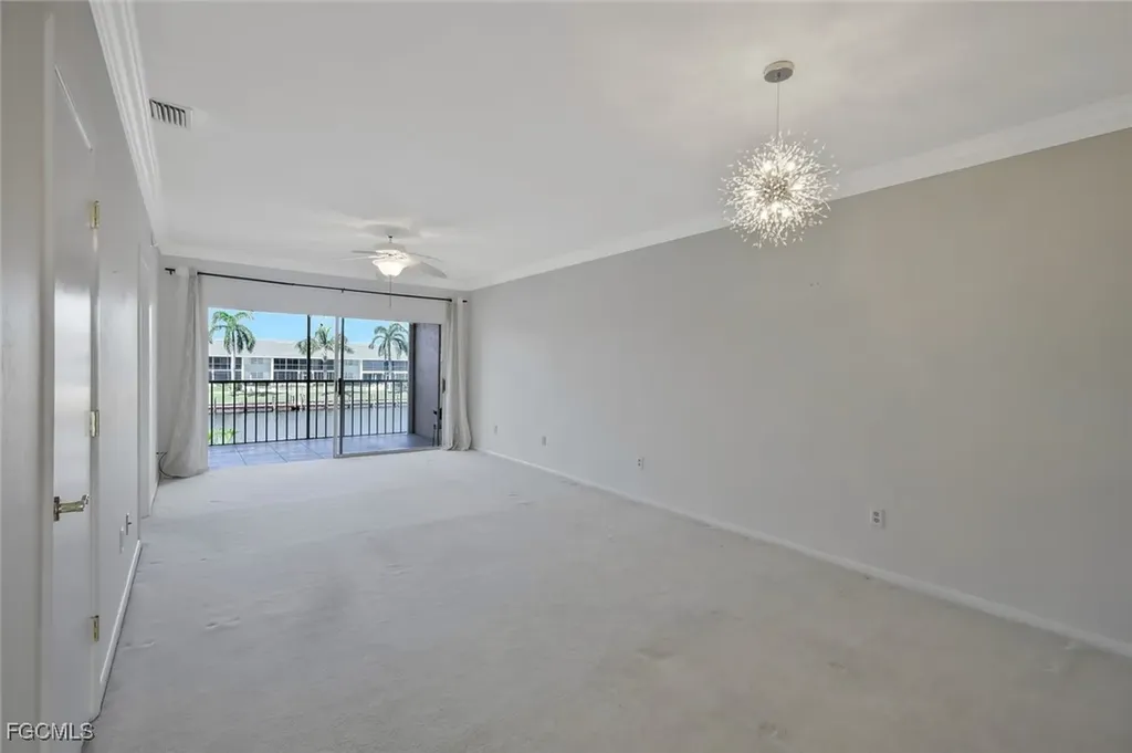 4550 SE 5th Place Cape Coral FL 33904