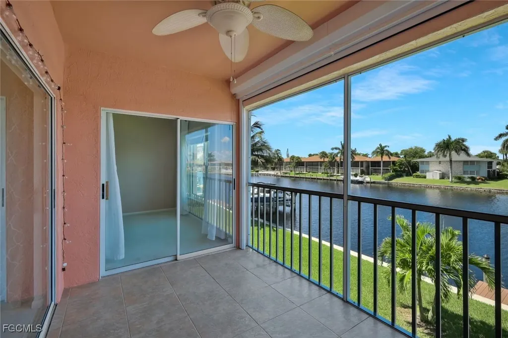 4550 SE 5th Place Cape Coral FL 33904