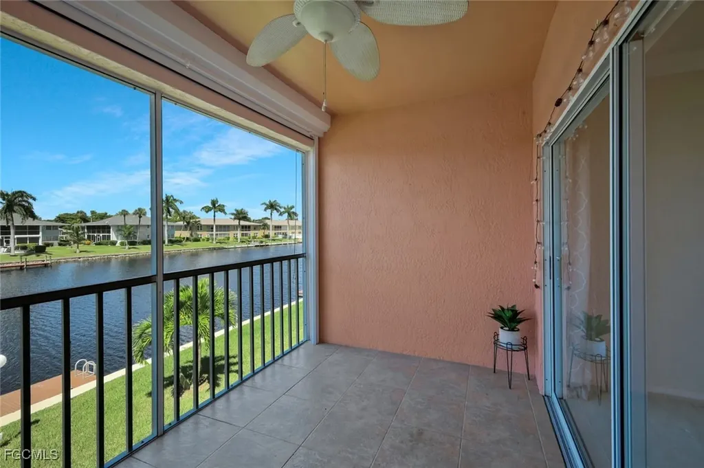 4550 SE 5th Place Cape Coral FL 33904