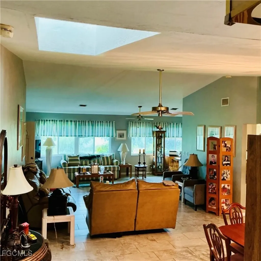 19990 Lake Vista Circle Lehigh Acres FL 33936
