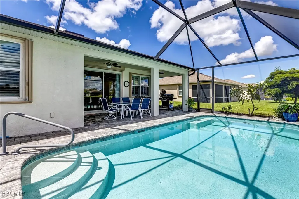 3150 Amadora Circle Cape Coral FL 33909