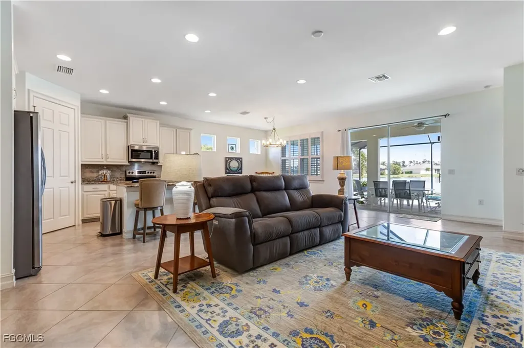 3150 Amadora Circle Cape Coral FL 33909