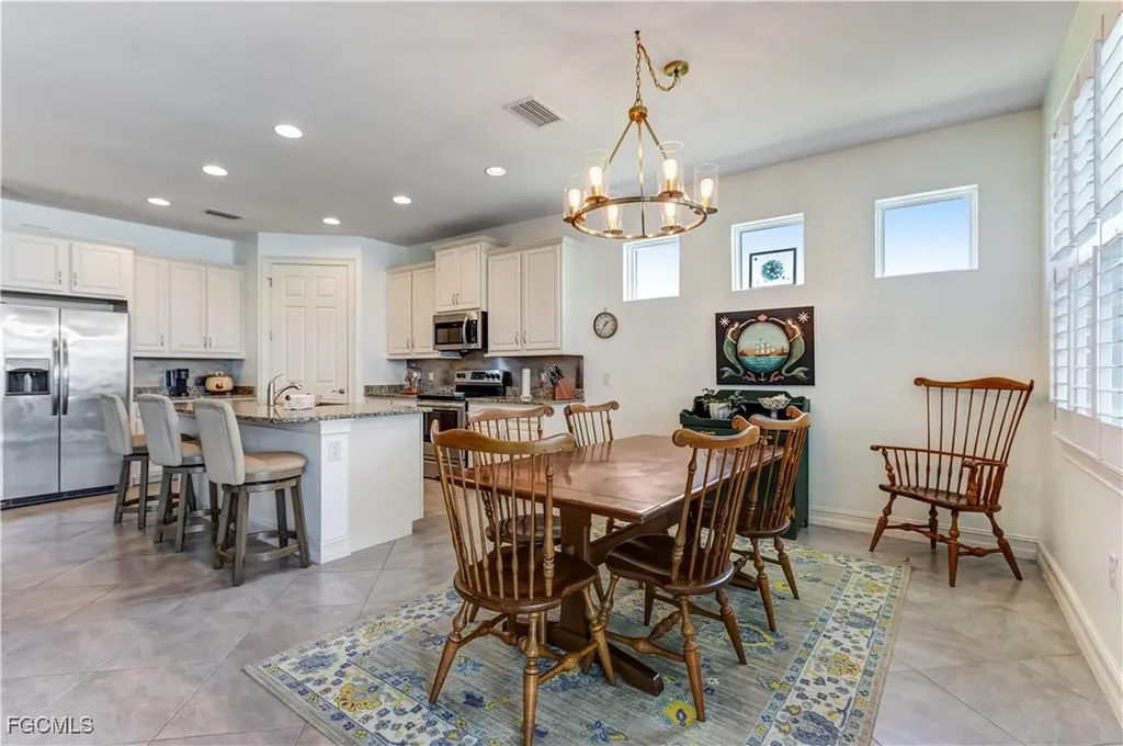 3150 Amadora Circle Cape Coral FL 33909