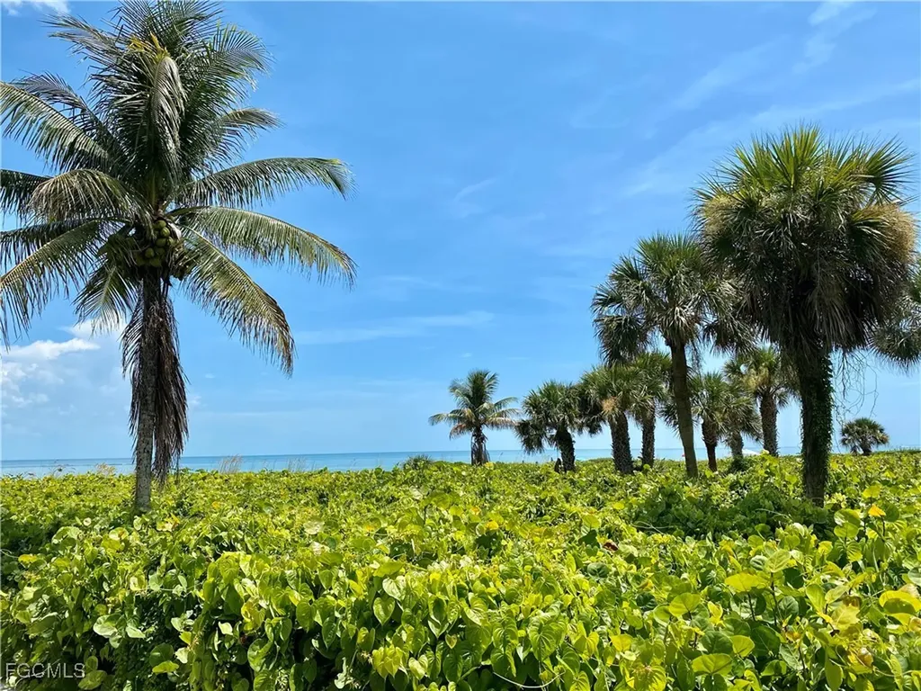 1390 Middle Gulf Drive Sanibel FL 33957