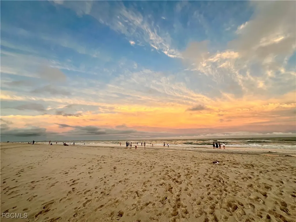 1390 Middle Gulf Drive Sanibel FL 33957