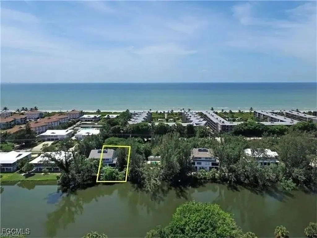 1390 Middle Gulf Drive Sanibel FL 33957