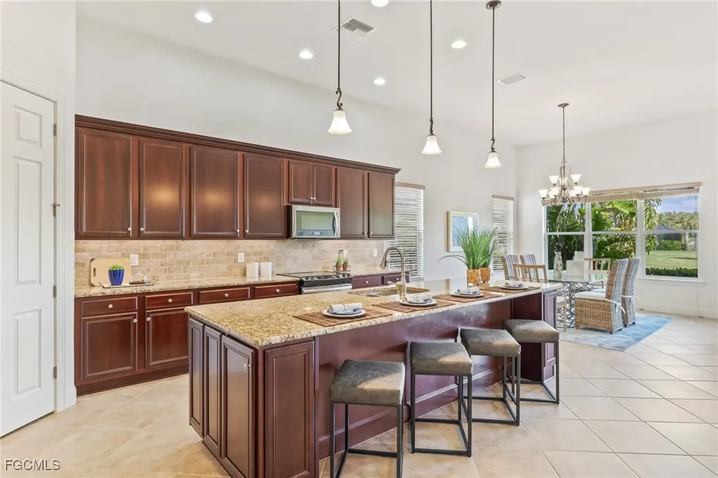 10964 Surrey Place Fort Myers FL 33913