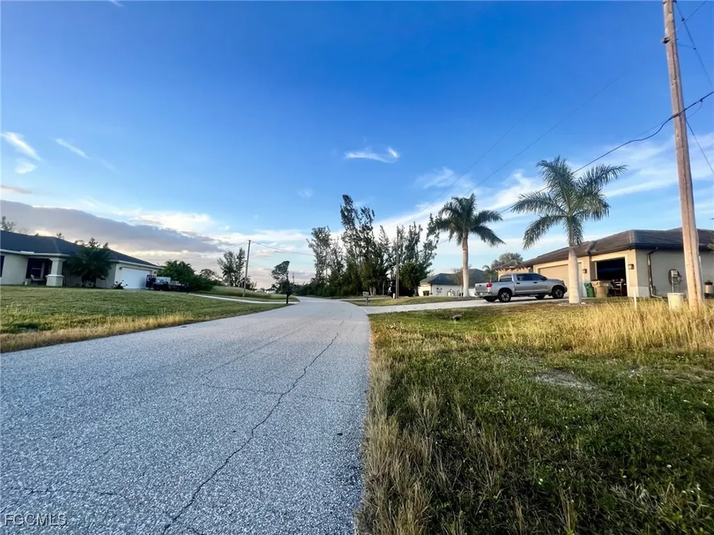 1213 NW 20th Place Cape Coral FL 33993