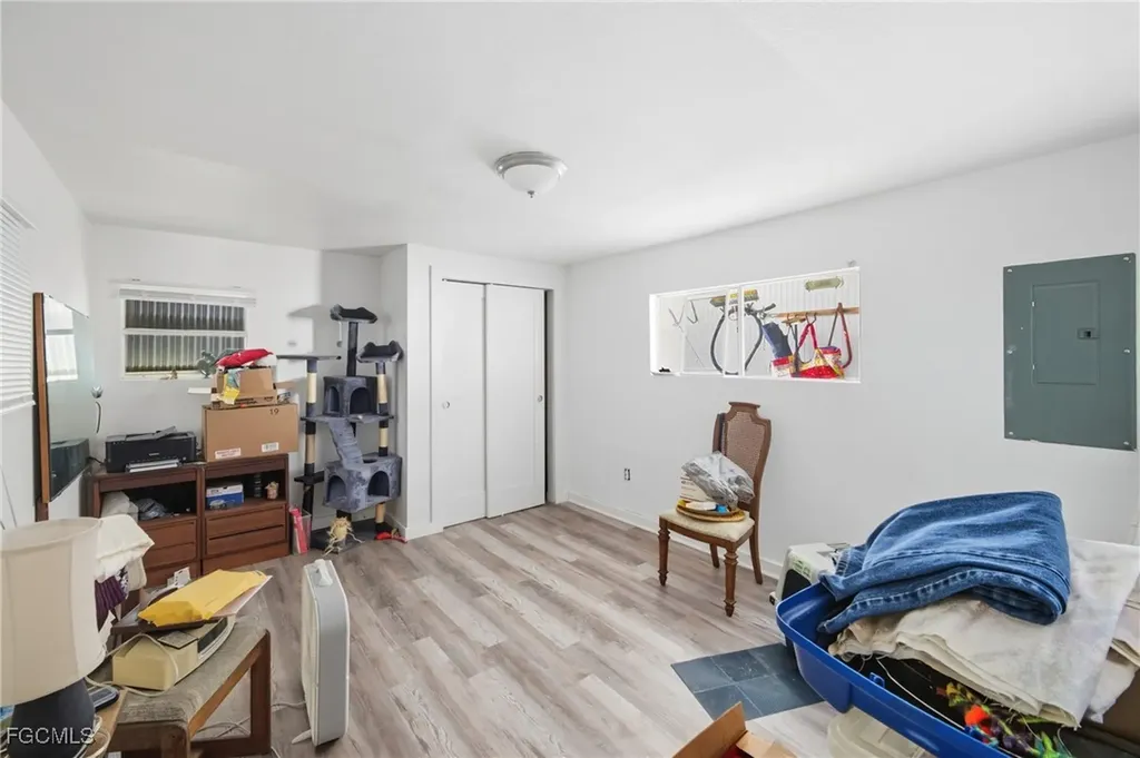 136 Lexington Avenue Fort Myers FL 33908