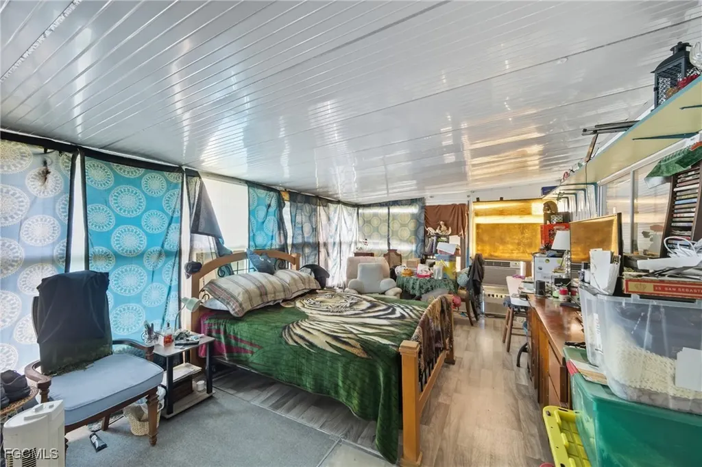 136 Lexington Avenue Fort Myers FL 33908