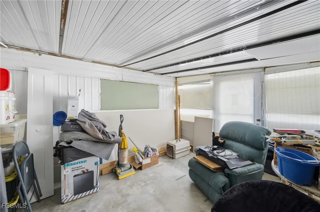 136 Lexington Avenue Fort Myers FL 33908