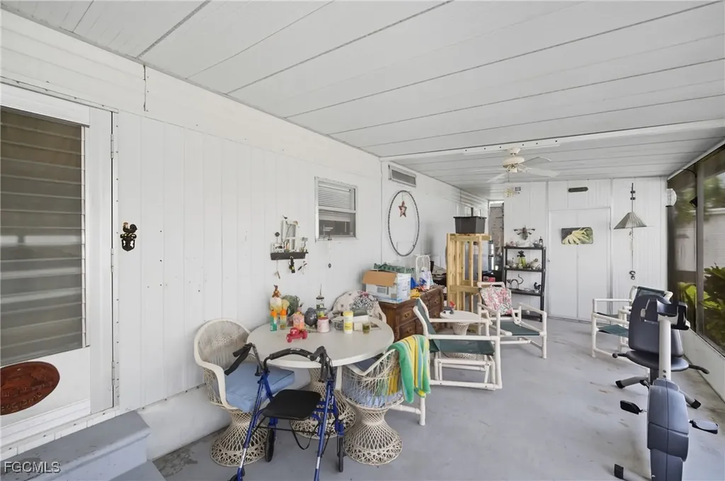 136 Lexington Avenue Fort Myers FL 33908